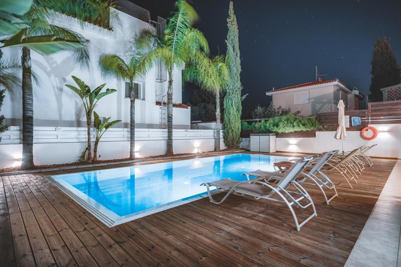 Amphitrite Villa พาราลิมนี ภายนอก รูปภาพ